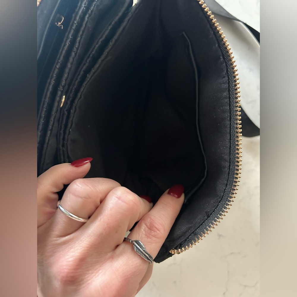 Nicole Miller Black Crossbody Bag - Picture 10 of 16